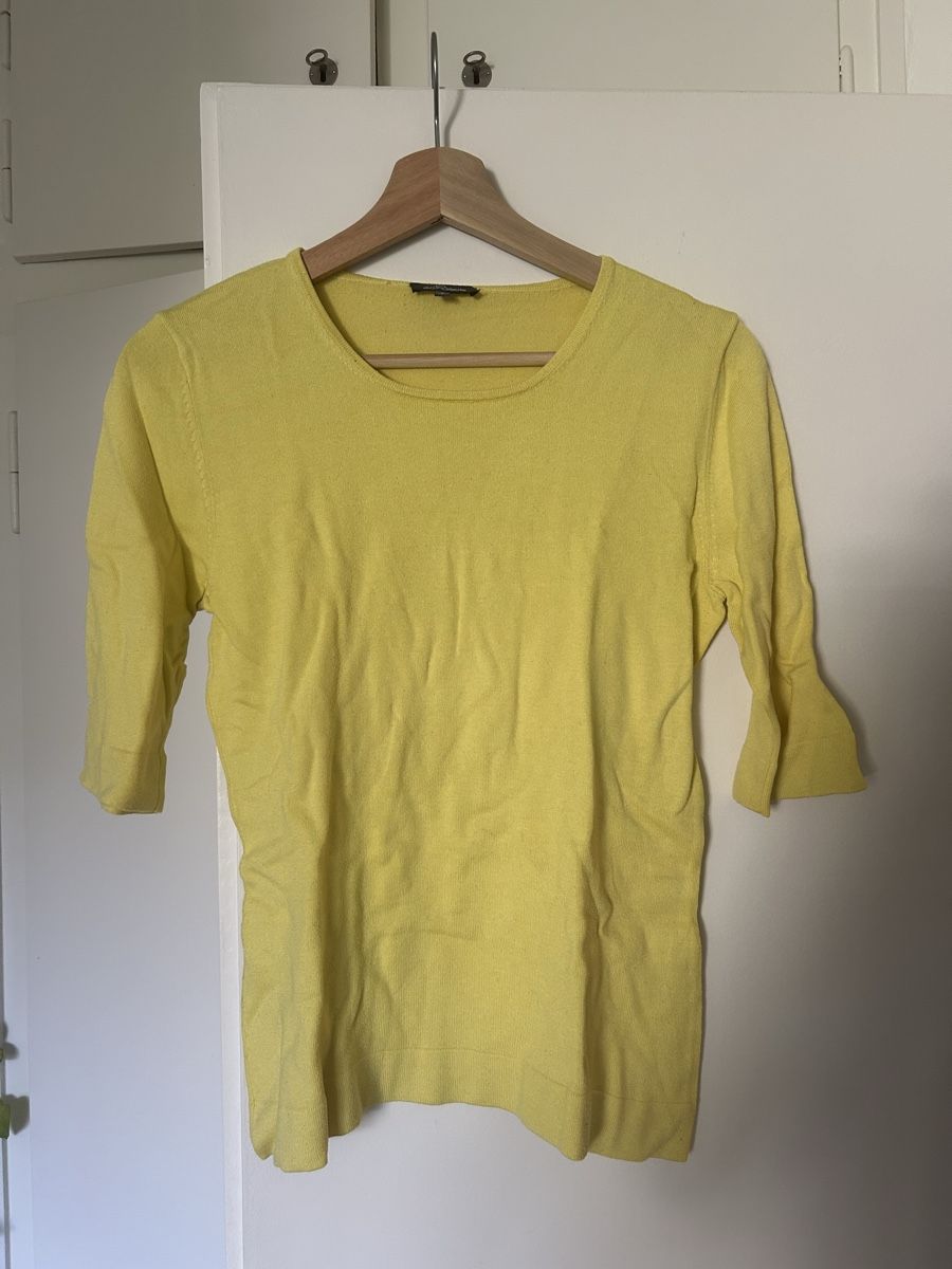 Top: Yellow 3/4 sleeve top  – Usato da Zürich venduto da ori_9dcy