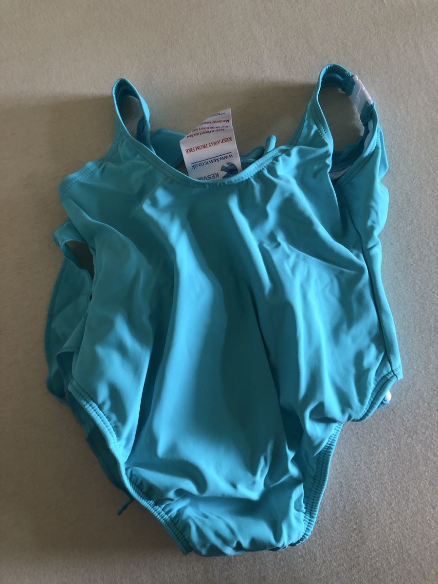 Badekleider & Bikinis: Inkontinenz Badekleid türkis Gr. 3-4 Jahre – Gebraucht aus Zürich von kiwi2309