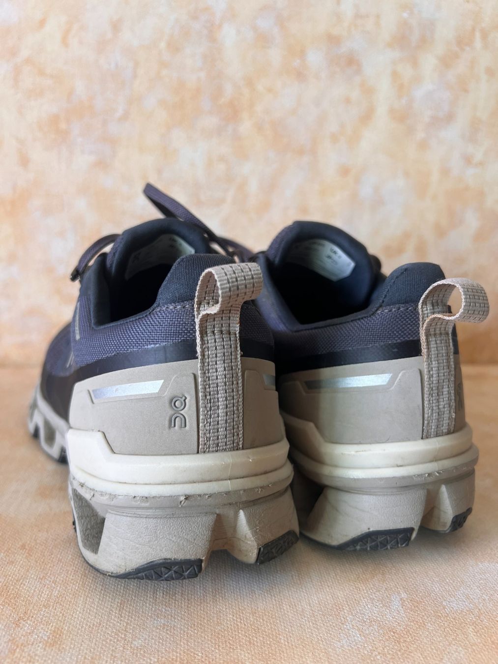 On Chaussures femmes: ON Wanderschue – D'occasion à Schwerzenbach par jel_k9pm 4