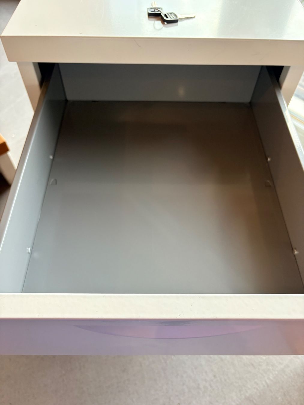 Ikea Korpus: IKEA Rollkontainer weiss – Gebraucht aus Malans GR von stoffmass 2