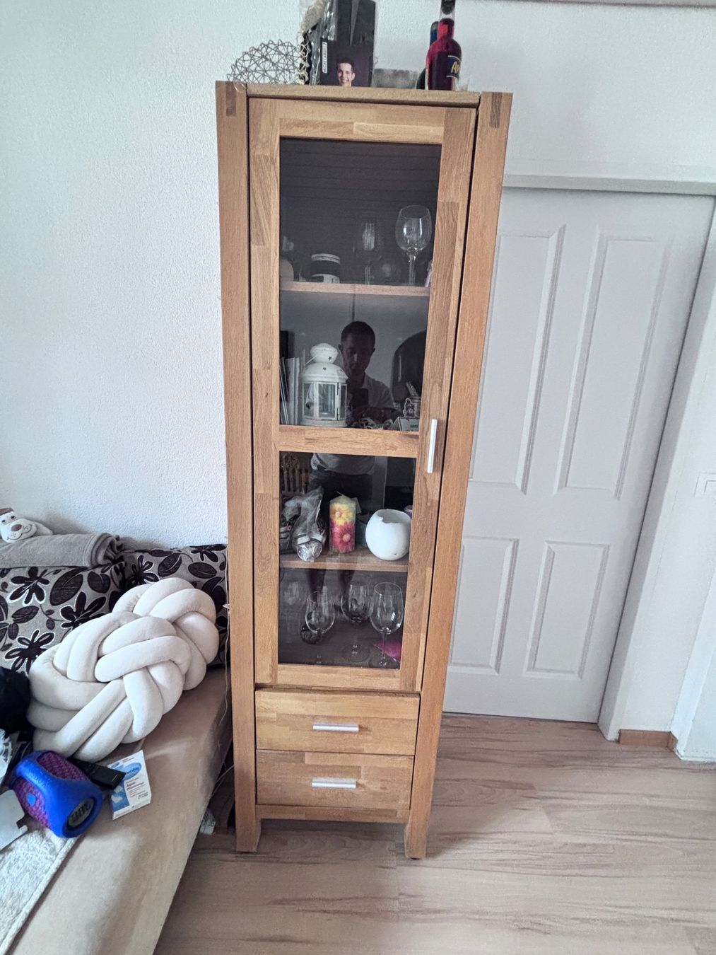 Jysk Schränke: Vitrine-Schrank JYSK – Gebraucht aus uster von Torete