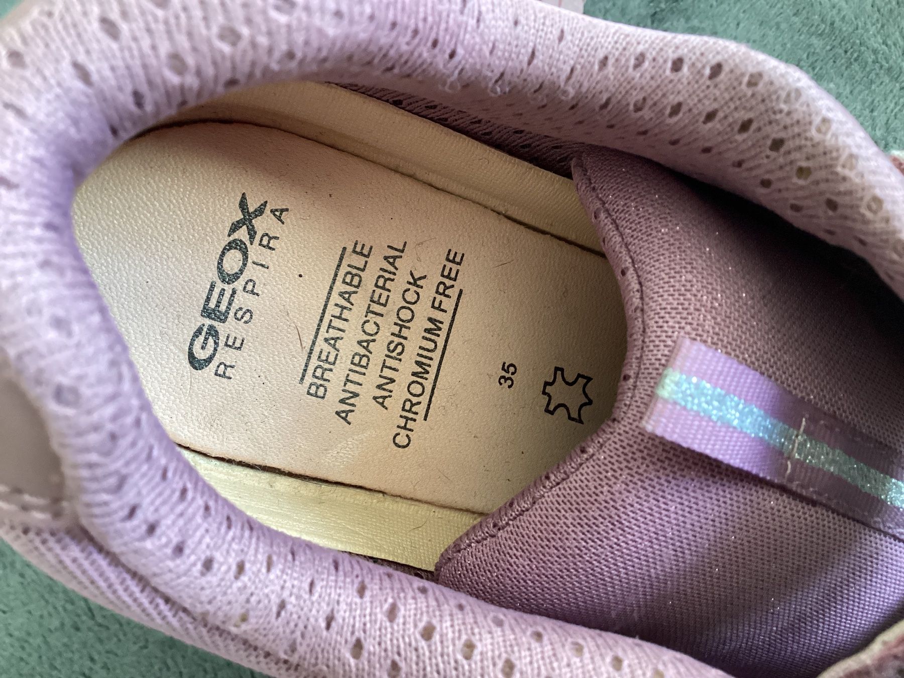 Geox Schuhe für Mädchen: Geox Girls Sneakers Freizeitschuhe – Gebraucht aus Flüelen von ne08 2