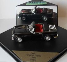 Honda S 800 Cabrio 1966-1970 schwarz mit Gepäckträger   1:43