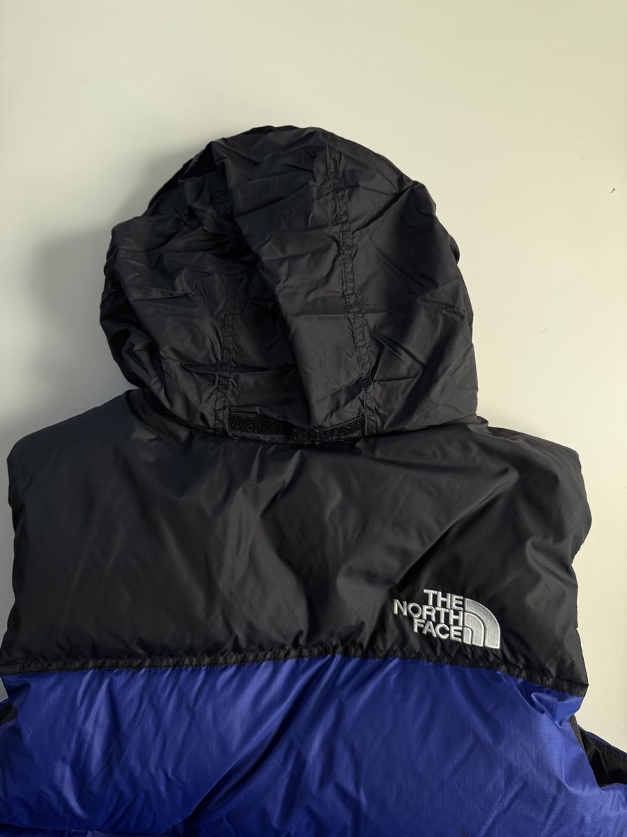 North Face Gilets & Westen: The North Face Puffer-Weste Retro Nuptse 700 - Blau/Schwarz – Gebraucht aus Herisau von rico.sn25 2