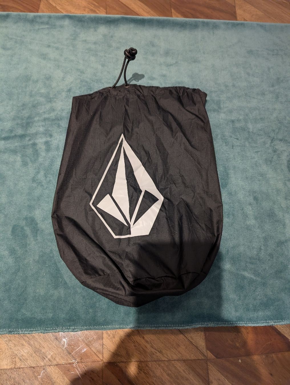 Volcom Borse: Volcom  Tasche – Nuovo e nell'imballaggio originale da Staffelbach venduto da Gaetano.CH