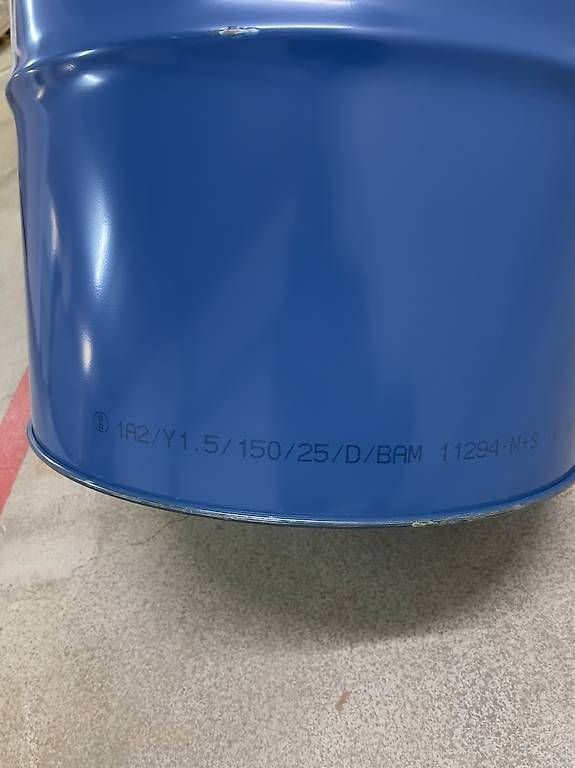 Accessori: Stahlfässer 210L mit UN Code !NEU! – Nuovo e nell'imballaggio originale da Fislisbach venduto da The.Notorious 1