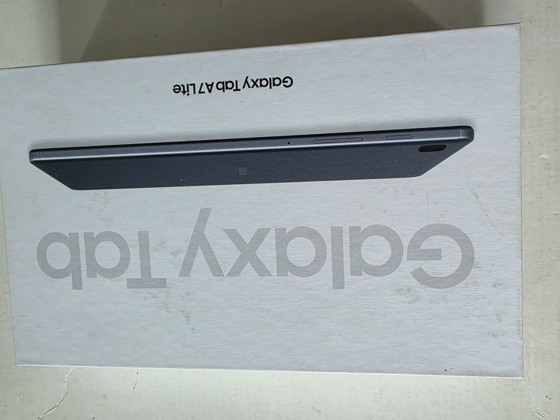 Samsung Tablettes PC: Tablet A7 lite Wi-Fi SM-T220 – Neuf (Voir description) à Hunzenschwil par swissladyshop 3