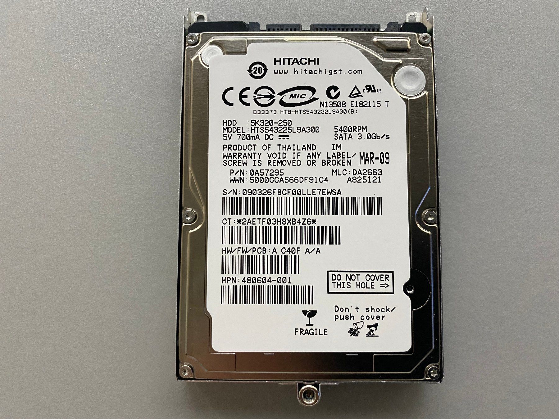 Hitachi Dischi rigidi: Hitachi 2.5" SATA Harddisk 250GB (45) – Usato da Langwiesen venduto da Restposten-24 1