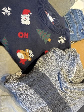 Lot de vêtements 128 pour garçon divers modèles