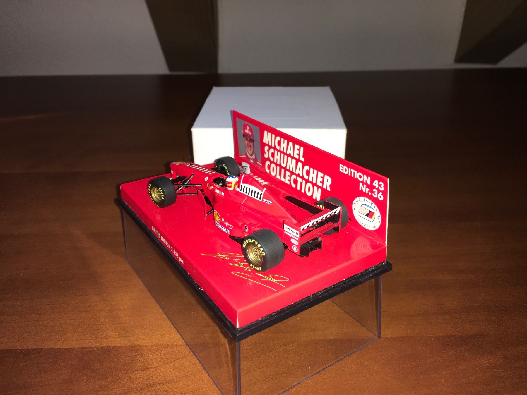 Ferrari Modellini d'auto: F1 Ferrari 1998 Launch Version - M. Schumacher 1/43 – Nuovo (secondo la descrizione) da Wohlen AG venduto da PrivatSammlung 1