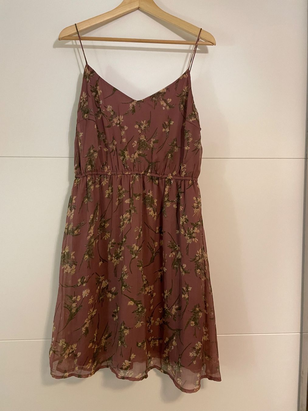 Vero Moda Vestiti: Chiffon-Kleid mit Blumenmuster, Grösse L, VERO MODA – Usato da Bülach venduto da bjoernbenny