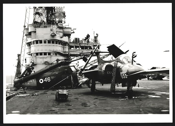 Fotografie & Manifesti: Fotografie Flugzeug Blackburn Buccaneer  – Usato da Berlin venduto da bartko-reher