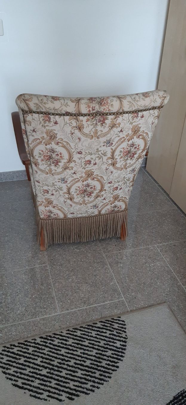 Poltrone: Antik Sessel – Usato da Füllinsdorf venduto da Salvi60 4