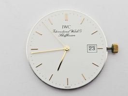 IWC Kal. 2210 / ETA 255.411 Quarz Werk mit Zifferblatt