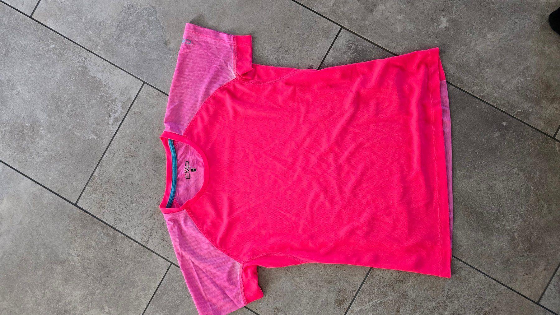 CMP Blouses, T-shirts & Tops: Sportshirt CMP 164 – D'occasion à Wohlen AG par Sapperlott