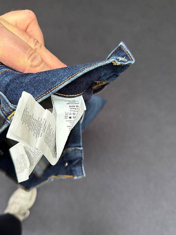 Jeans: Modische Damen-Jeans Bootcut / Flared – Usato da Steinhausen venduto da deikoon 4