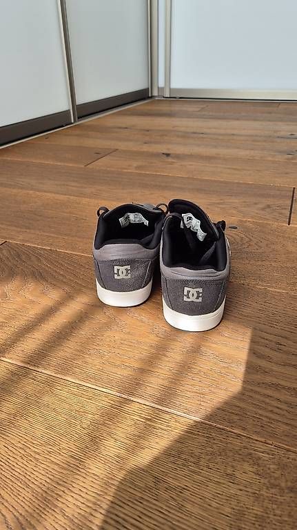 DC shoes Chaussures hommes: DC Herrenschuhe kaum getragen – D'occasion à Busswil TG par one123 3