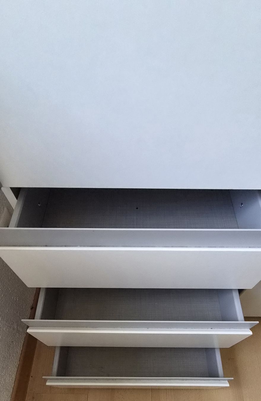 Armadi: Kleiderschrank  – Usato da St.Margarethen TG venduto da NikkiMicki 4