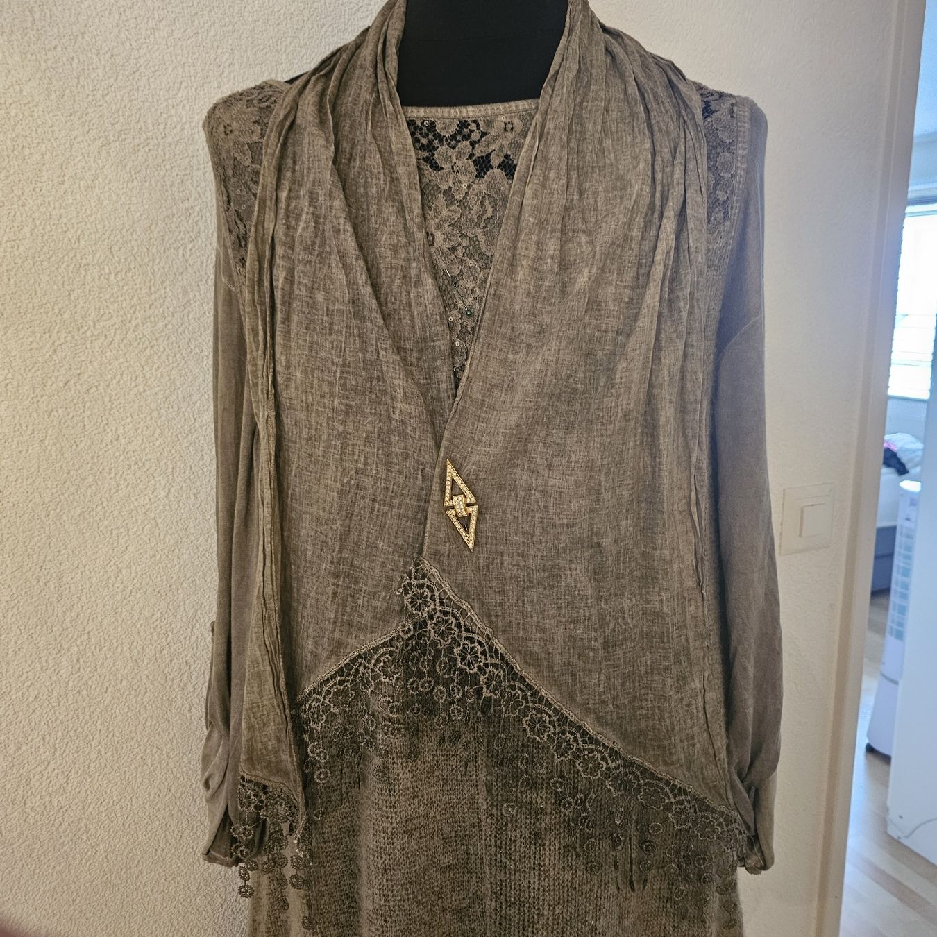 Kleider: Boutique kleid lang gr 46 – Gebraucht aus wolfhalden von 46464646 4