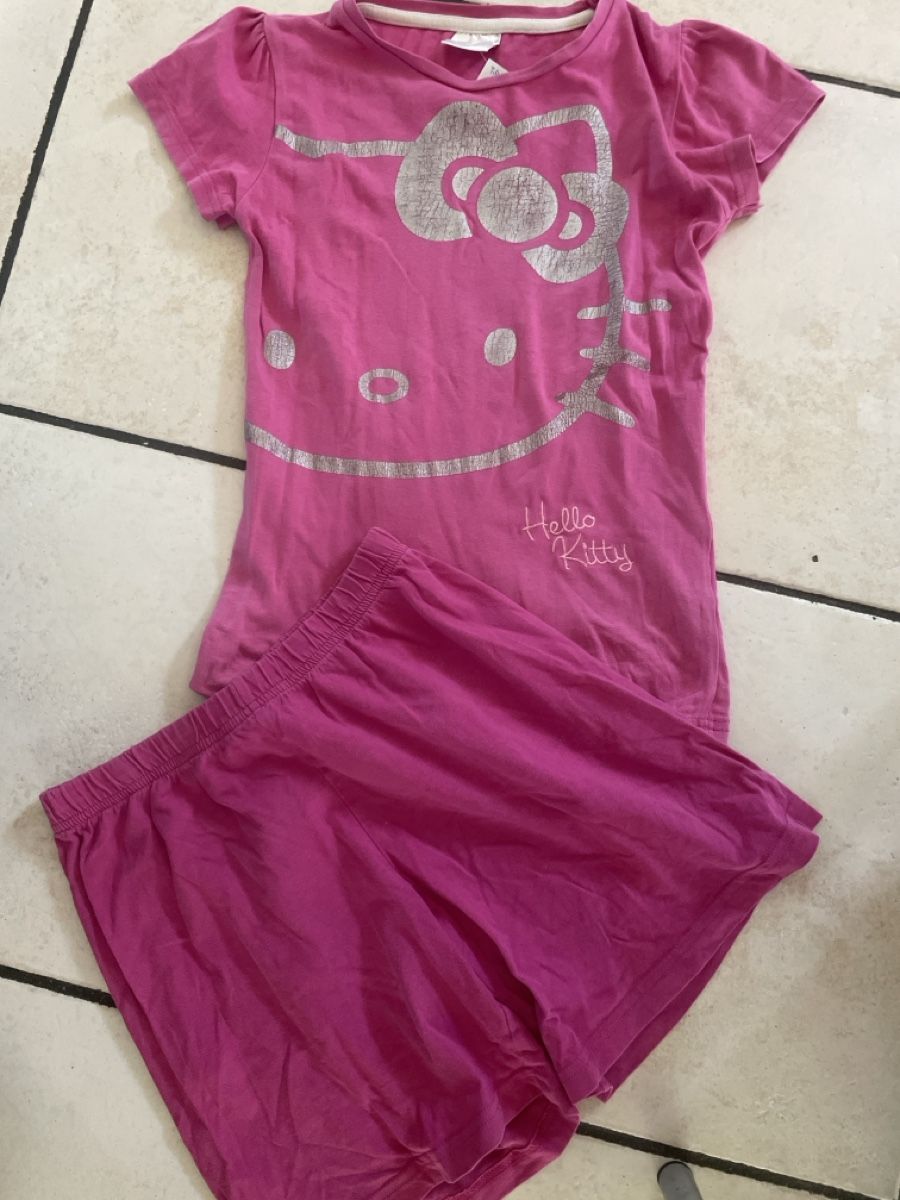 Pigiama & Simili: Hello Kitty Pyjama, Grösse 134/140 – Usato da Obergerlafingen venduto da cabo4