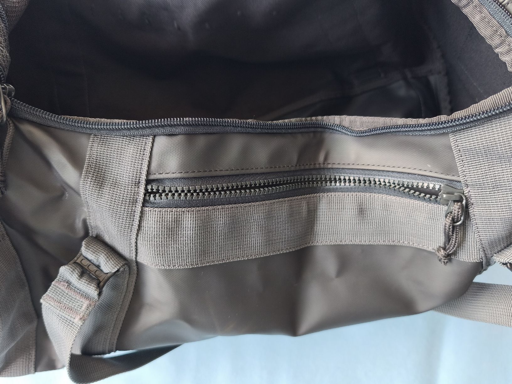 Helly Hansen Rucksäcke: Helly Hansen Duffel Bag 30L - Durable & Spacious – Gebraucht aus Sursee von Re.joy 9