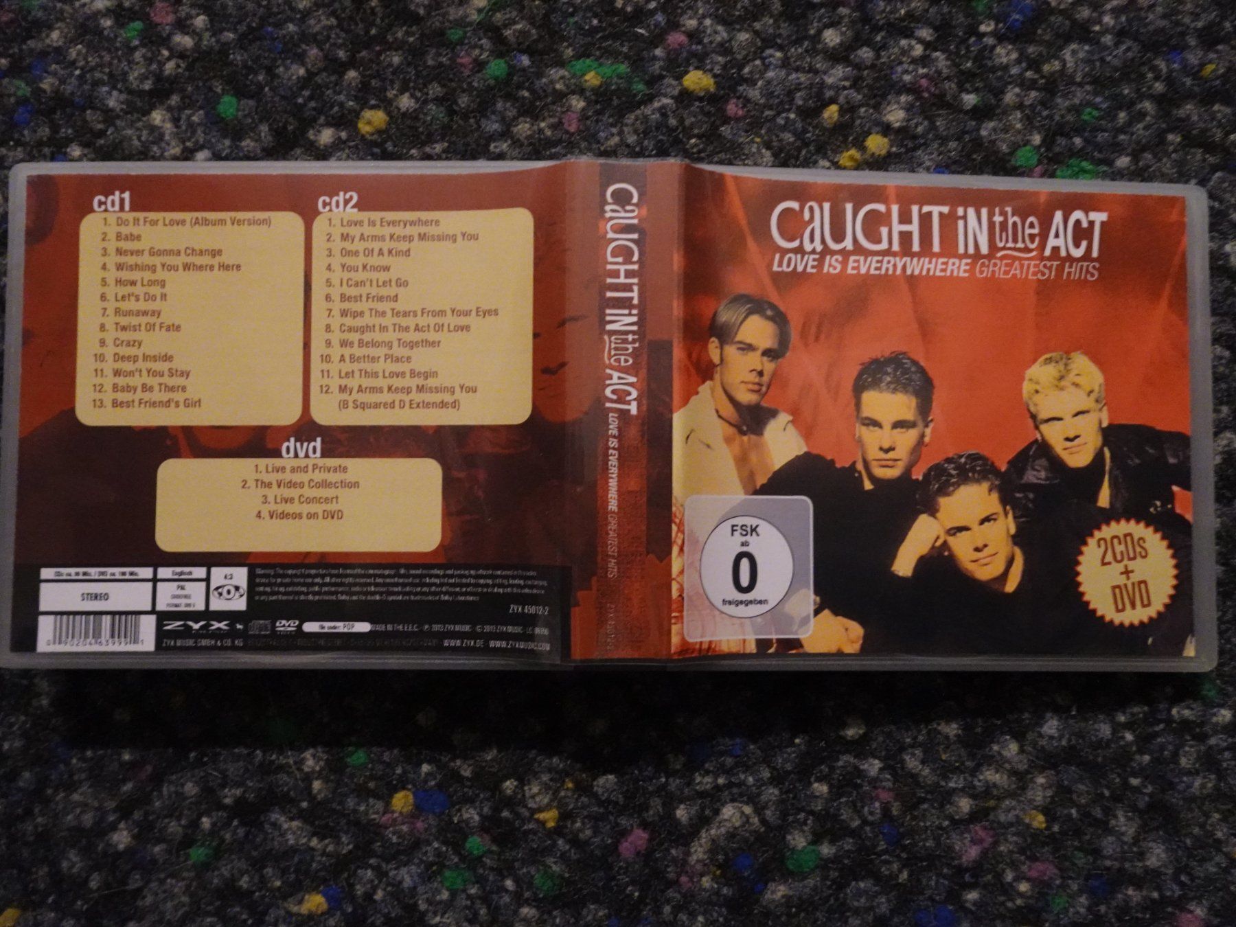 CDs: Doppel-CD & DVD: Caught in the act – Gebraucht aus Lotzwil von Kiddis