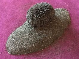 EISENERZ  SANDIGEL 100% NATÜRLICHER MAGNETISCHER SAND