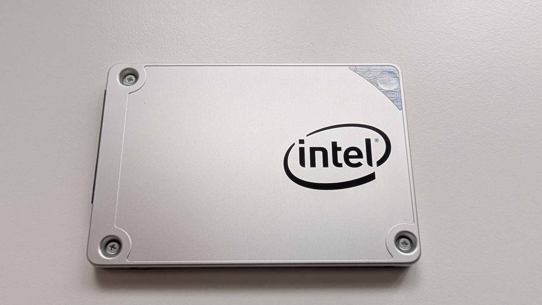 Intel Dischi rigidi: Intel SSD 540s Series 1.0TB – Usato da Oberwil-Lieli venduto da meipa3000