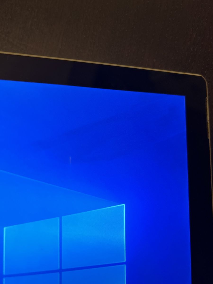 Microsoft Notebooks: Microsoft Surface Pro Sehr Gutem Zustand – Gebraucht aus Gerzensee von  2