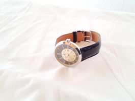 Montre bracelet Van Der Bauwede 