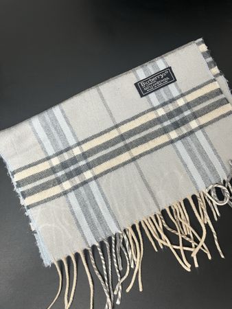 Echarpe Burberry authentique bleu clair monogramme 