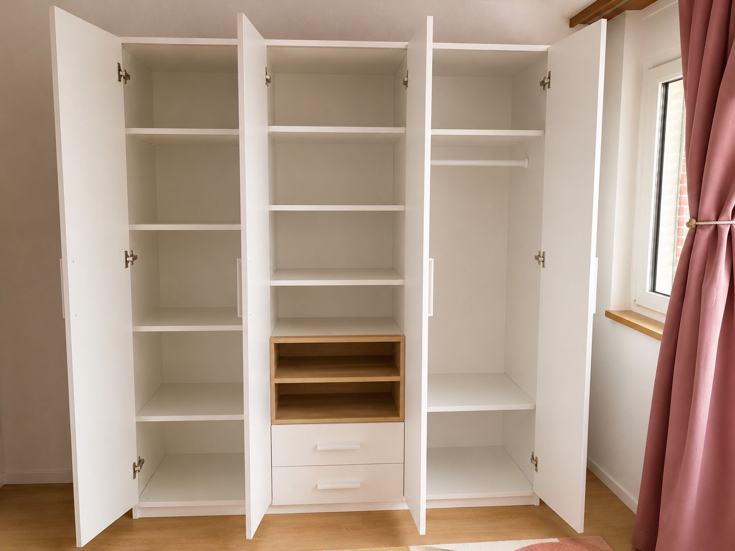 Conforama Armoires: Armoire 3 portes – D'occasion à Cordast par Ancm