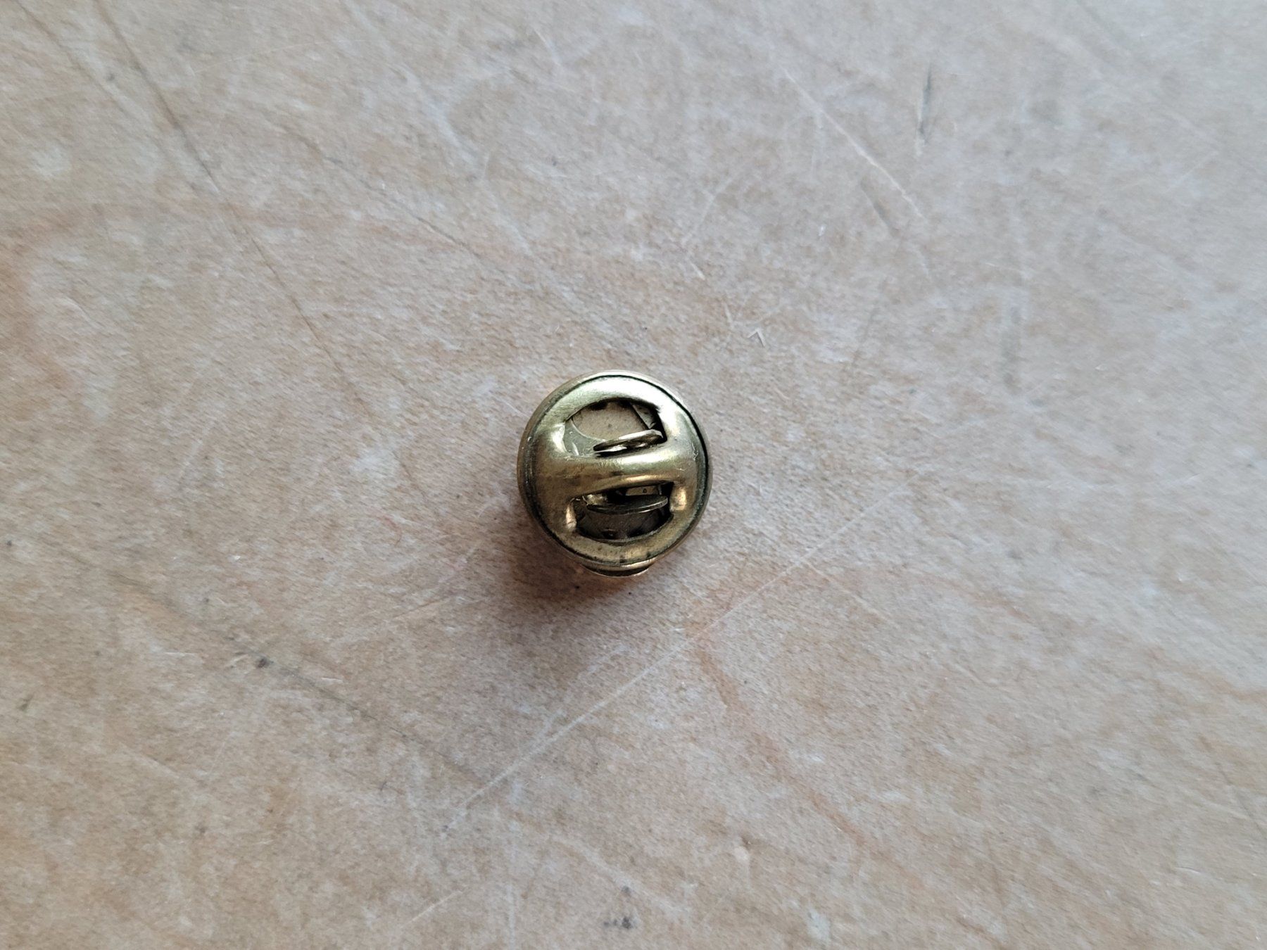 Spille & Fermagli: Pin, Anstecknadel: Lia Rumantscha – Usato da Zürich venduto da Engiadinabassa 5