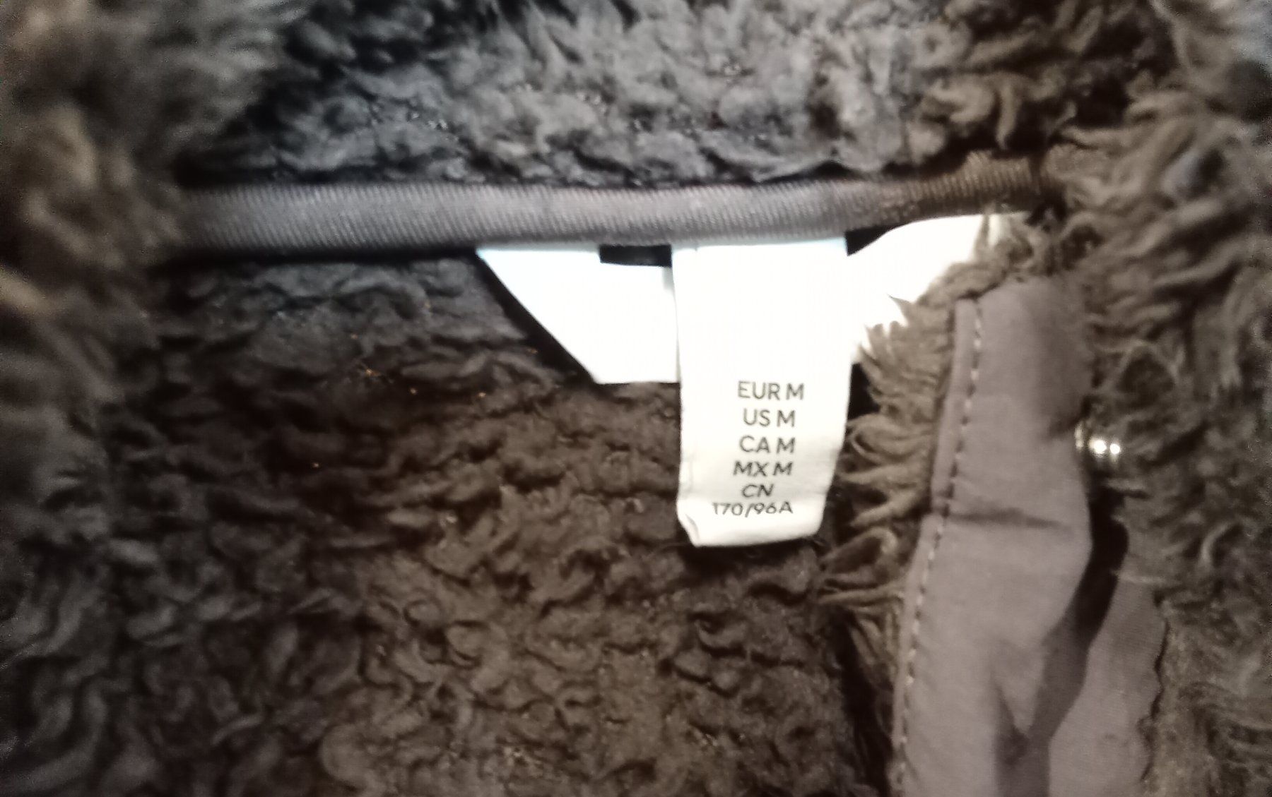 Lotti di vestiti: Jackenpaket Damen S/M – Usato da Mollis venduto da 5903philipp 2