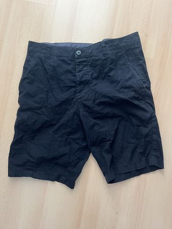 Schwarze Shorts aus Baumwolle