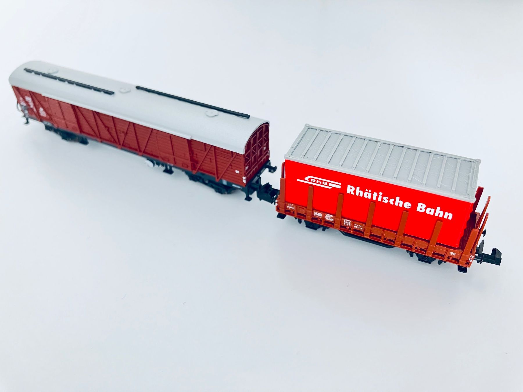 Trix Modellini di ferrovie: RhB Doppel-Komposition SPUR N – Usato da Oberbuchsiten venduto da Orsetto24