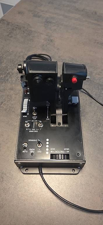 Controller: Thrustmaster Hotas Warthog Dual Throttle – Usato da Vernier venduto da the_p7gg 1