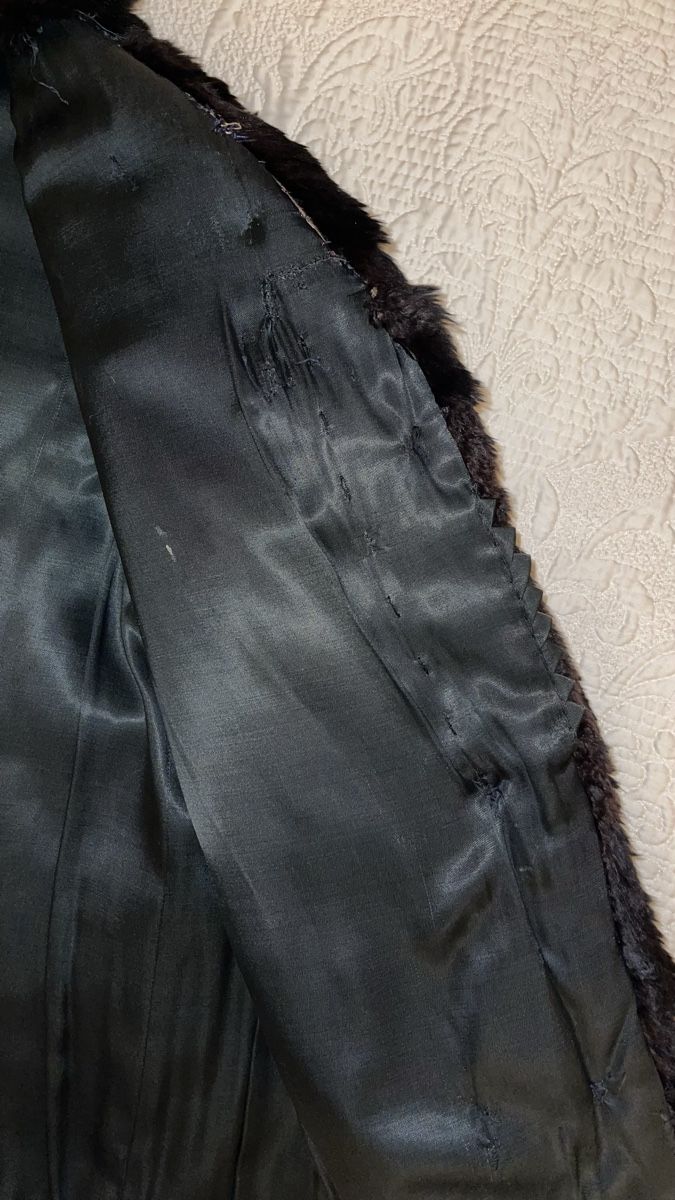 Cappotti: Schwarzer Echtpelzmantel Vintage – Usato da Zürich venduto da angel_999 4