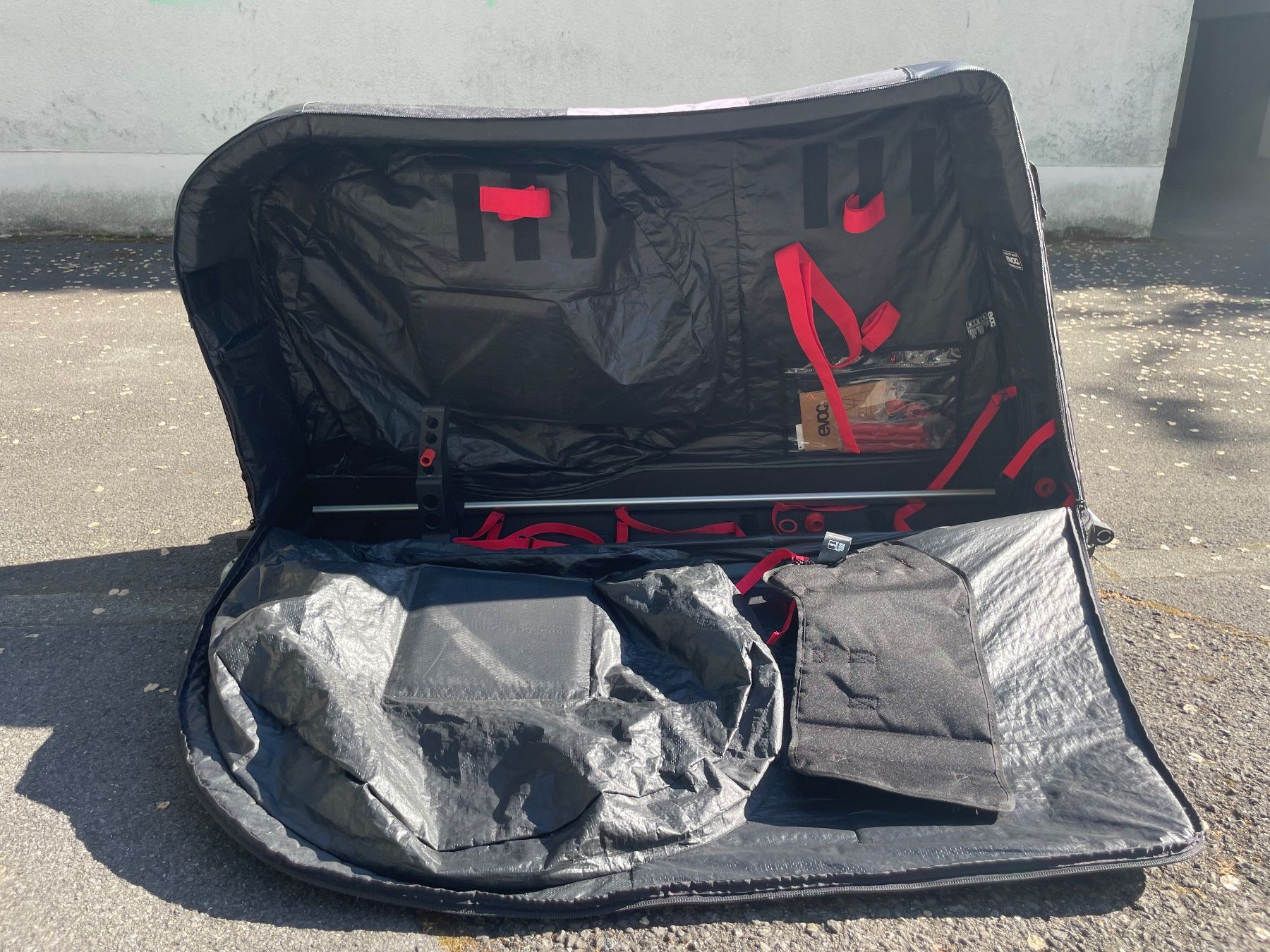 Evoc Reisekoffer: Evoc Bike Bag Pro – Gebraucht aus Luzern von Bubumarkus 1