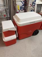 Picnic coolers set in 3