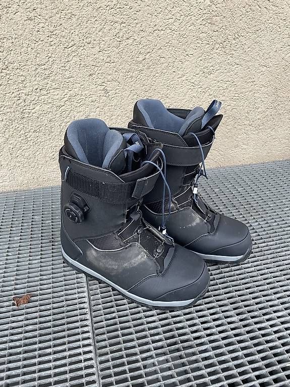 Board: Snowboard inkl. Schuhe – Usato da Huttwil venduto da Silu.-h 4