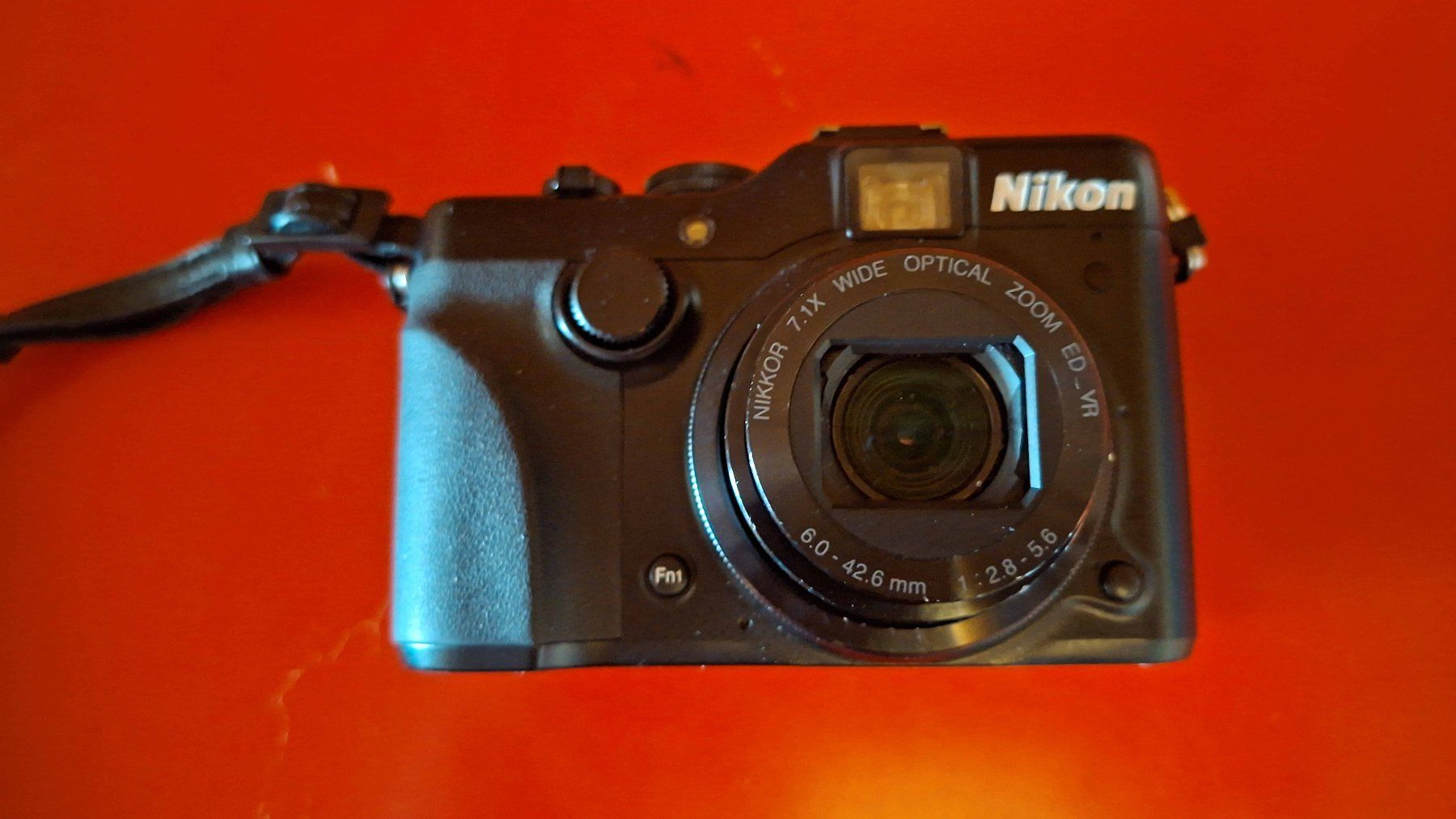 Nikon Fotocamera: Nikon Coolpix P7100 – Usato da Arni AG venduto da soso013