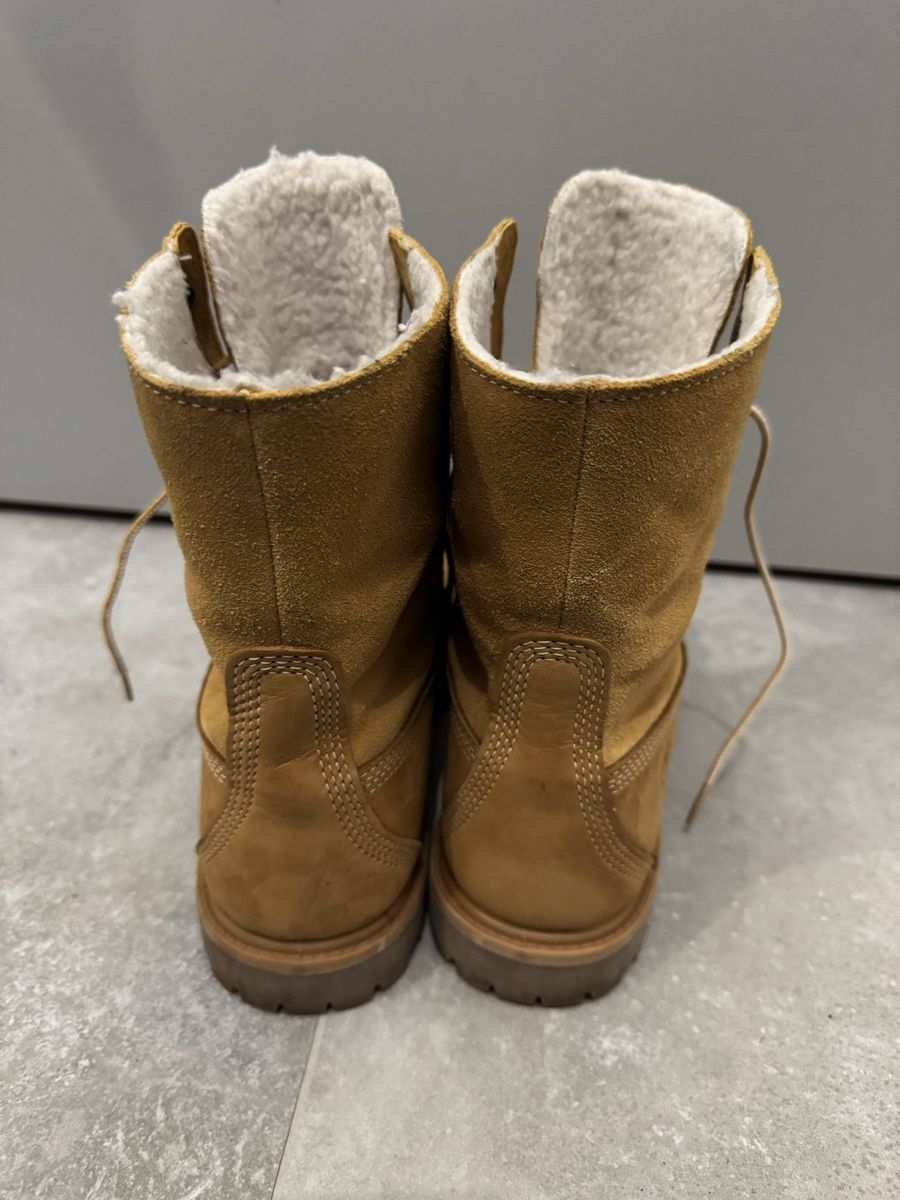 Timberland Scarpe da donna: Timberland bottes d'hiver fourrées, taille 39,5 – Usato da La Chaux-de-Fonds venduto da kel_9khc 2
