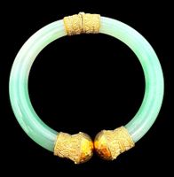 Jade Seladon Armring 18k Goldmontagen China 18cm *S1492