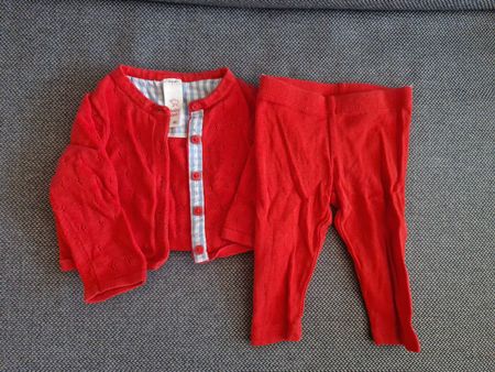 Baby Set Strickjacke und Hose Gr. 68 neuwertig