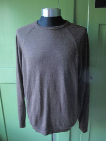 Light  Pullover Size M-L