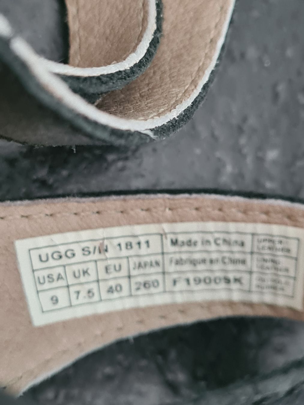 Ugg Scarpe da donna: UGG Damen-Sandalen Größe 40 – Usato da St. Gallen venduto da charly92 4