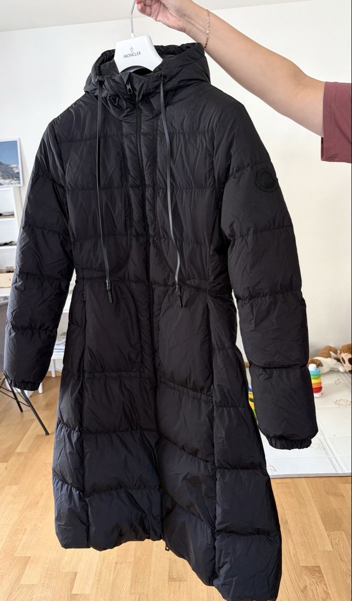 Moncler Cappotti: Moncler Idrocase long down jacket- Size 3  – Usato da Zermatt venduto da add_c7sr 6