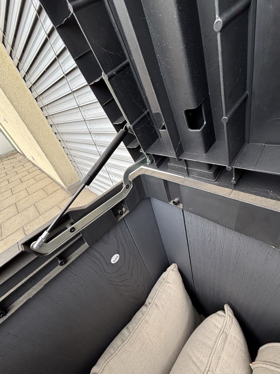 Keter Coffres de rangement: Kissenbox – D'occasion à Rümlang par myBMW 2