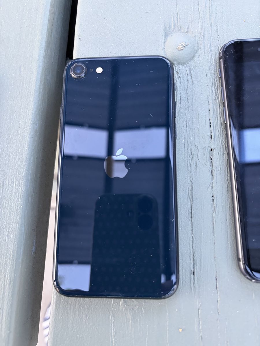 Apple Portables: 3 Handys – D'occasion à Tagelswangen par Gizzmo..77 5
